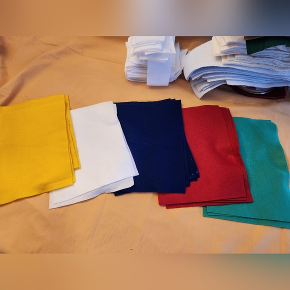 Assorted Batting Scraps For Small Ptojects. - Picture 5 of 15